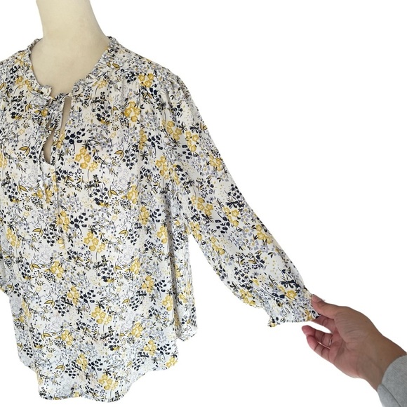 Carolina Belle Floral Navy Yellow Boho Balloon Sleeves Lightweight Top Women 2X - Picture 6 of 8